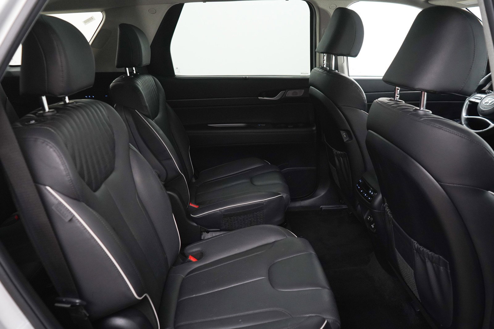 2025 Hyundai Palisade Limited - Photo 13
