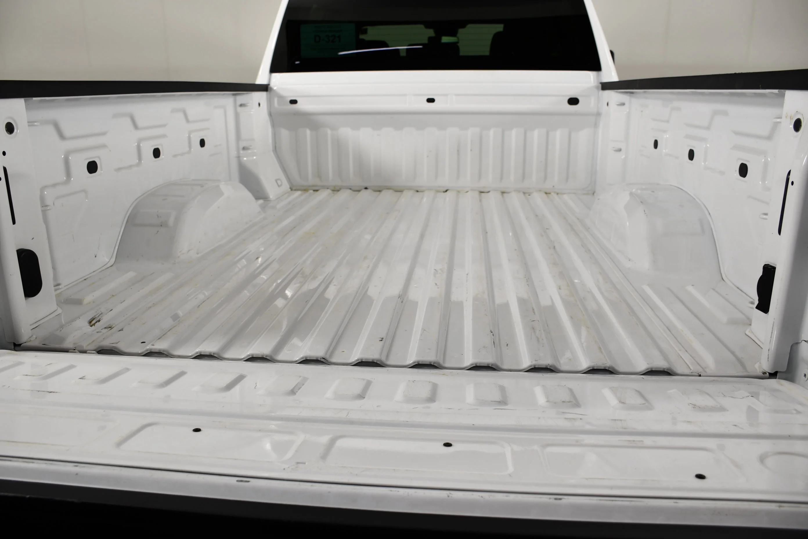 Used 2025 Summit White Chevrolet LT image 51