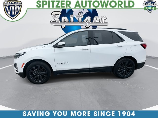 Used 2022 White Chevrolet RS image 9