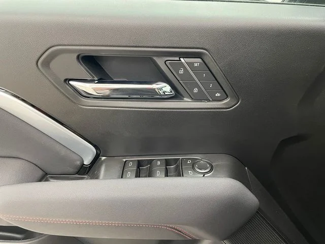 2026 Chevrolet Colorado Z71 - Photo 11