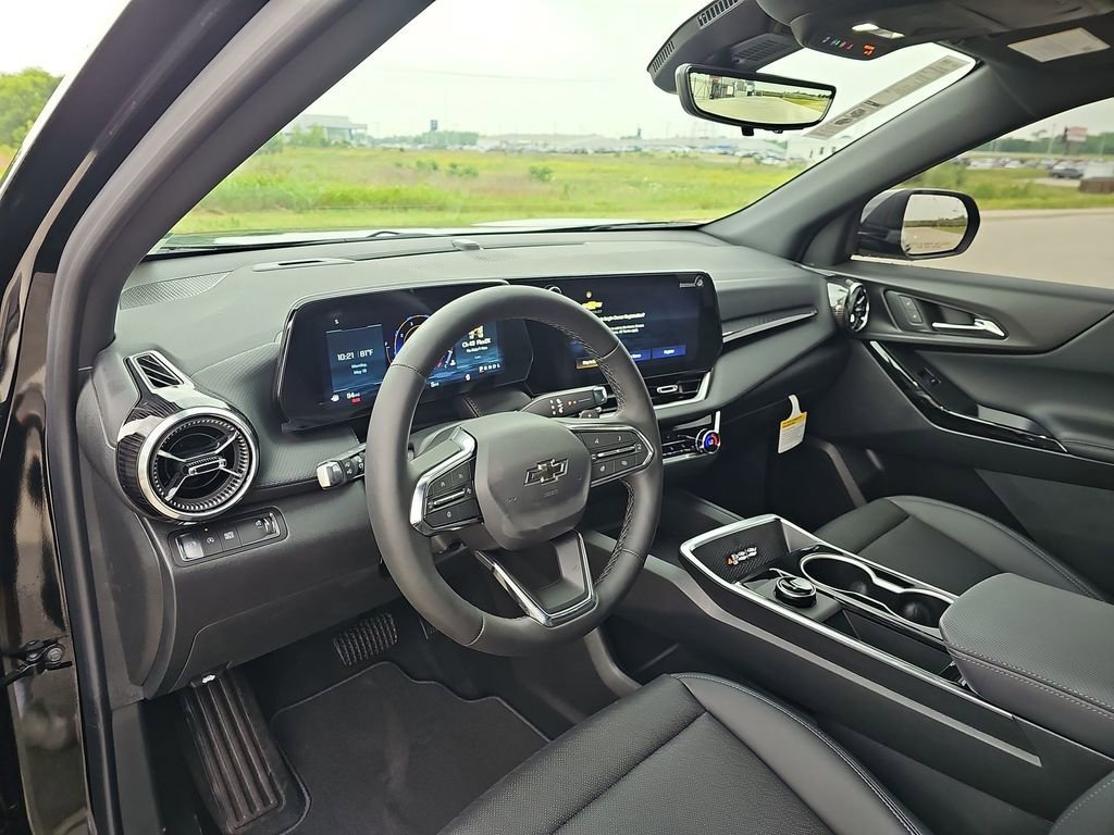 2026 Chevrolet Equinox LT - Photo 10
