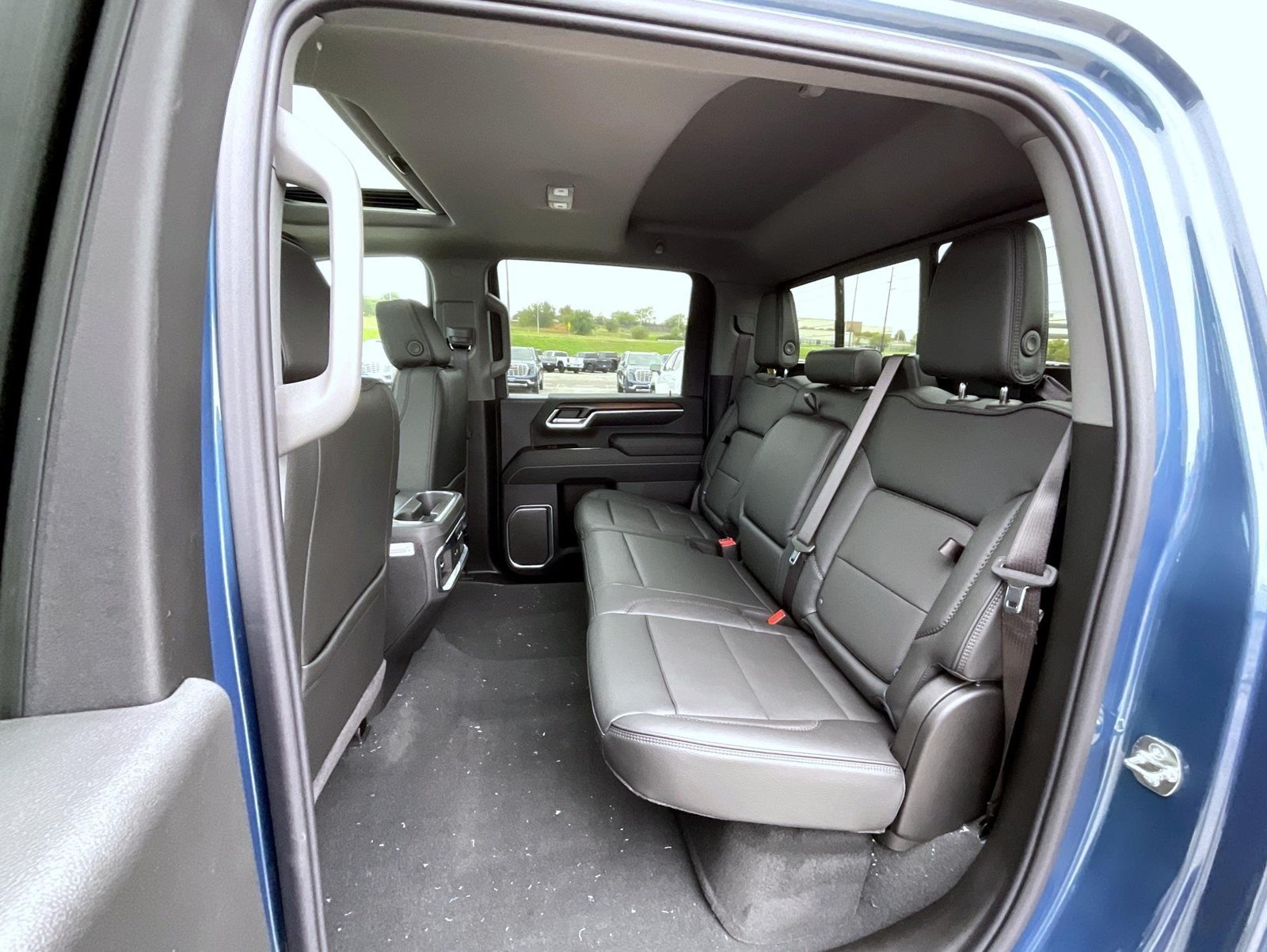 2026 GMC Sierra 3500HD Denali - Photo 19