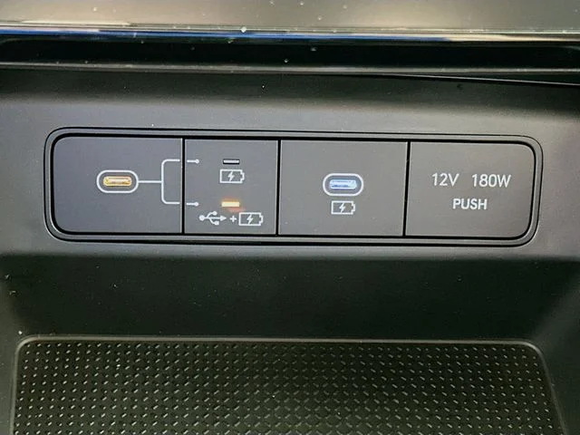 New 2026 Hyundai TUCSON SEL