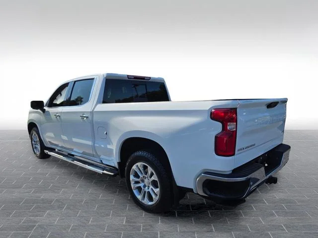 Used 2023 White Chevrolet LTZ image 5