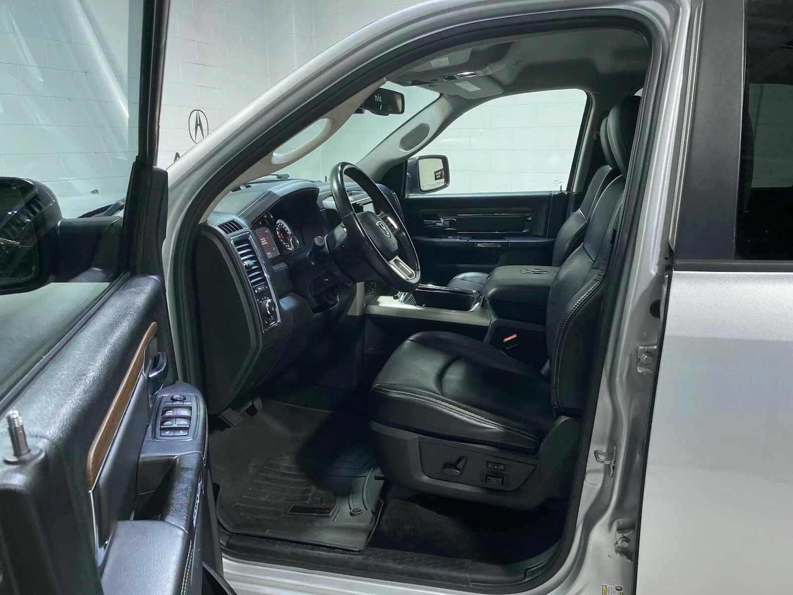 Used 2017 RAM Ram 1500 Pickup Laramie with VIN 1C6RR7NT5HS510232 for sale in Verona, NJ