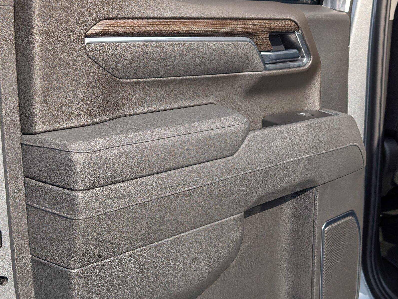 2026 Chevrolet Silverado 1500 RST - Photo 33