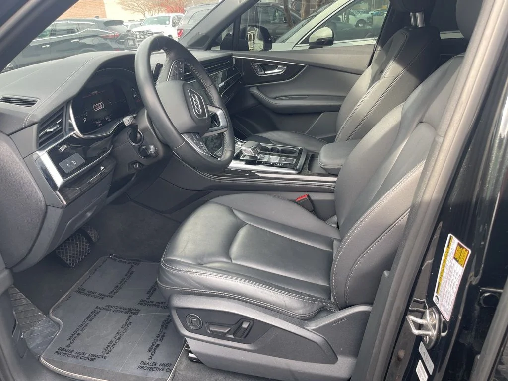 2025 Audi Q7 Premium Plus - Photo 11