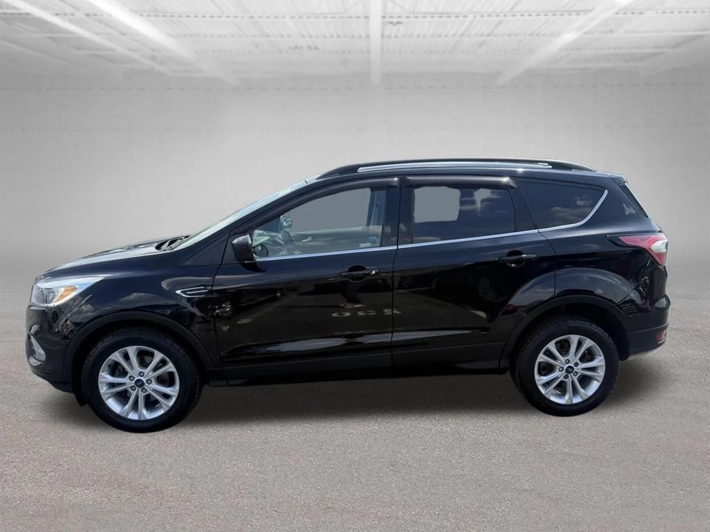 Used 2018 Black Ford SE image 11