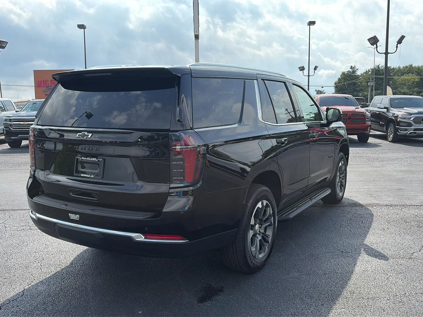 2026 Chevrolet Tahoe LS - Photo 5