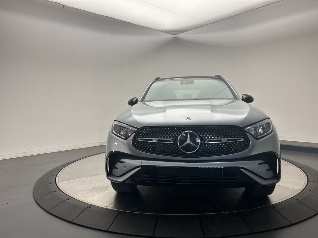 Certified Used 2026 Cirrus Silver Metallic Mercedes-Benz GLC 300 image 2