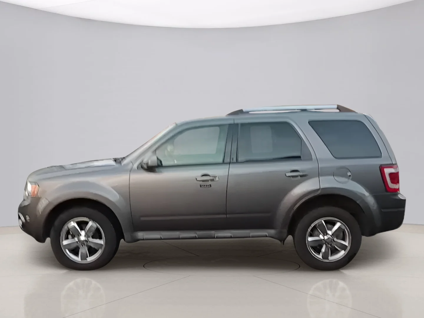 Used 2011 Gray Ford LIMITED image 3