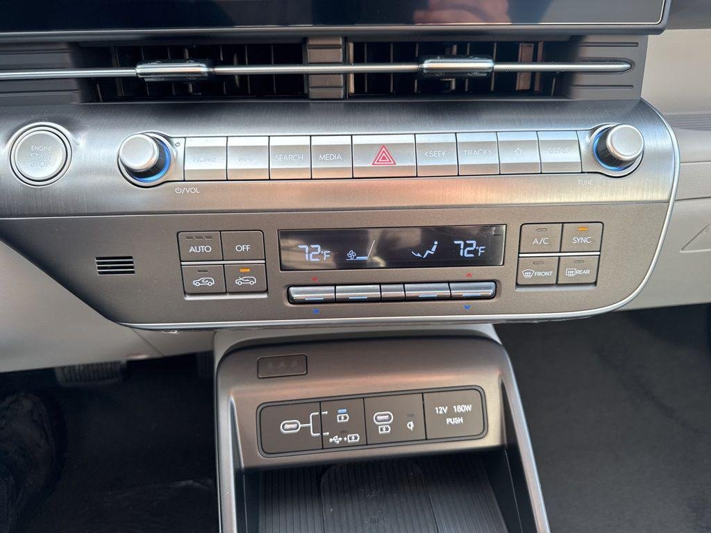 New 2026 White Hyundai Limited AWD image 19