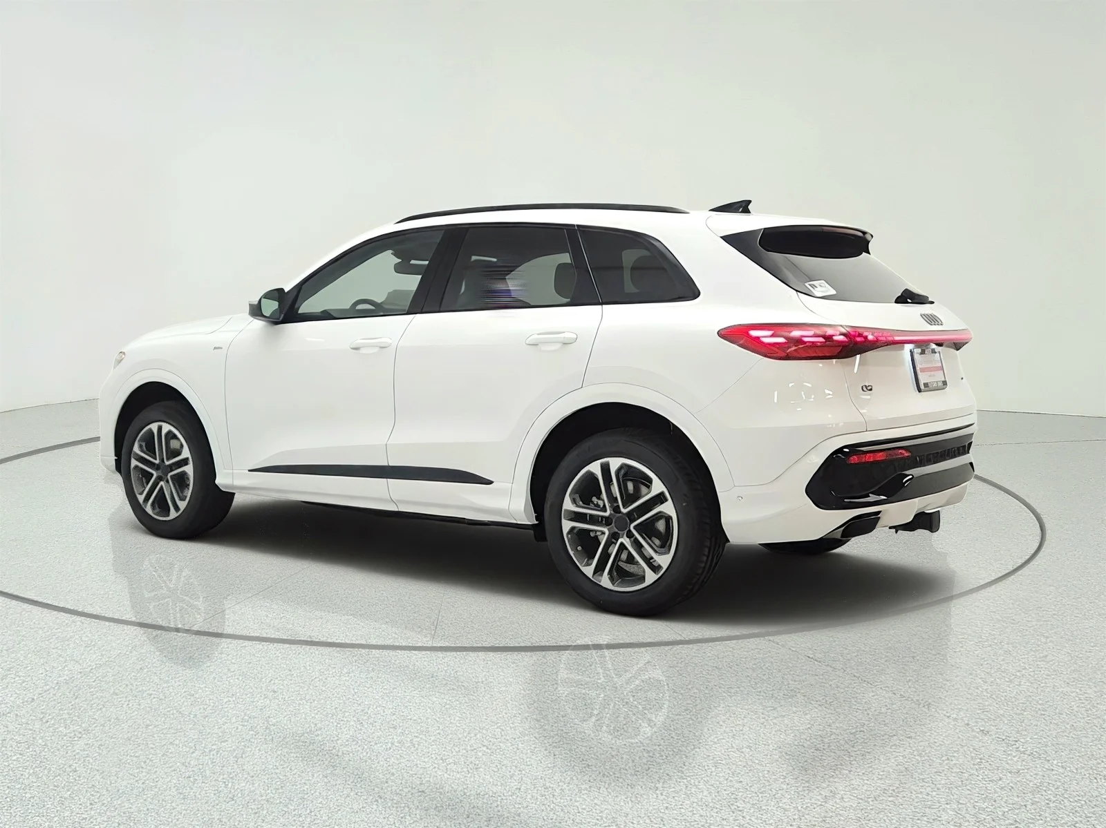 New 2026 Arkona White Audi Premium 2.0 TFSI quattro image 7