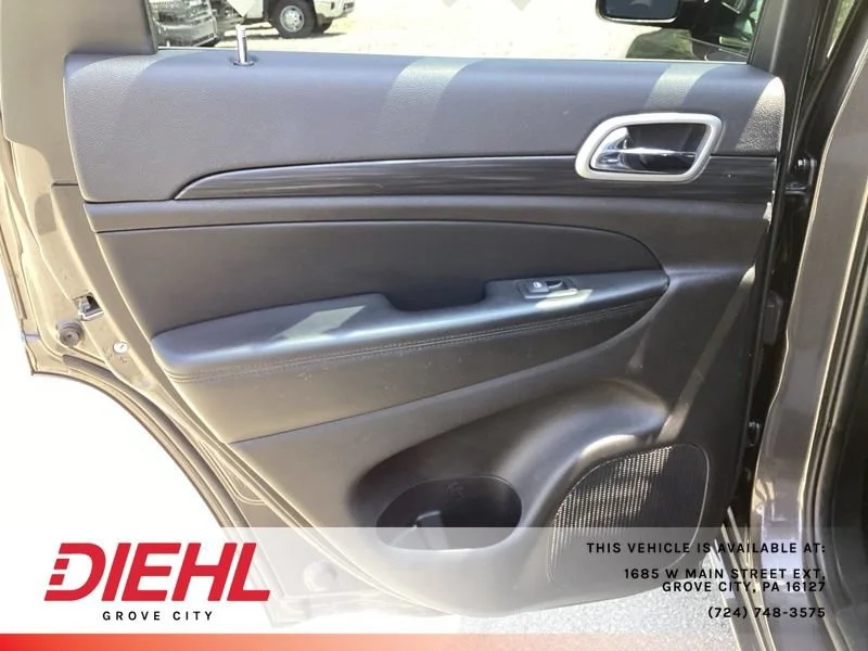 Used 2021 Gray Jeep Laredo X 4x4 image 16