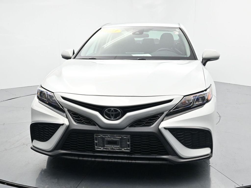 Used 2023 White Toyota SE image 3