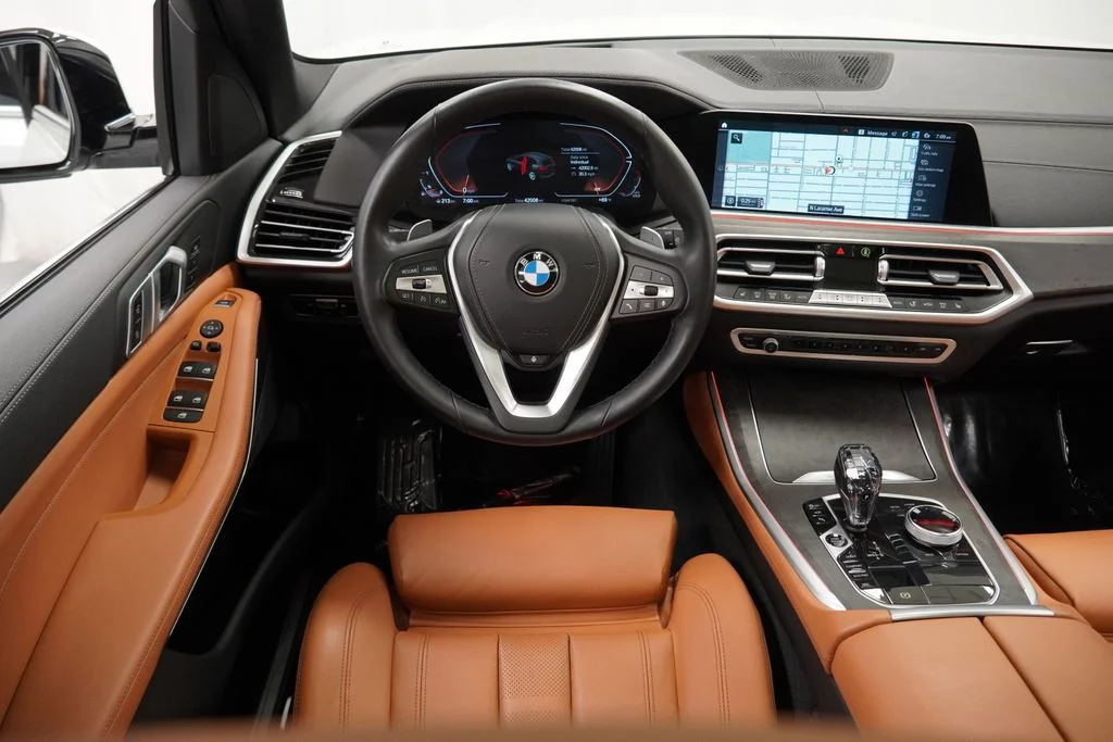Used 2022 White BMW xDrive40i image 18