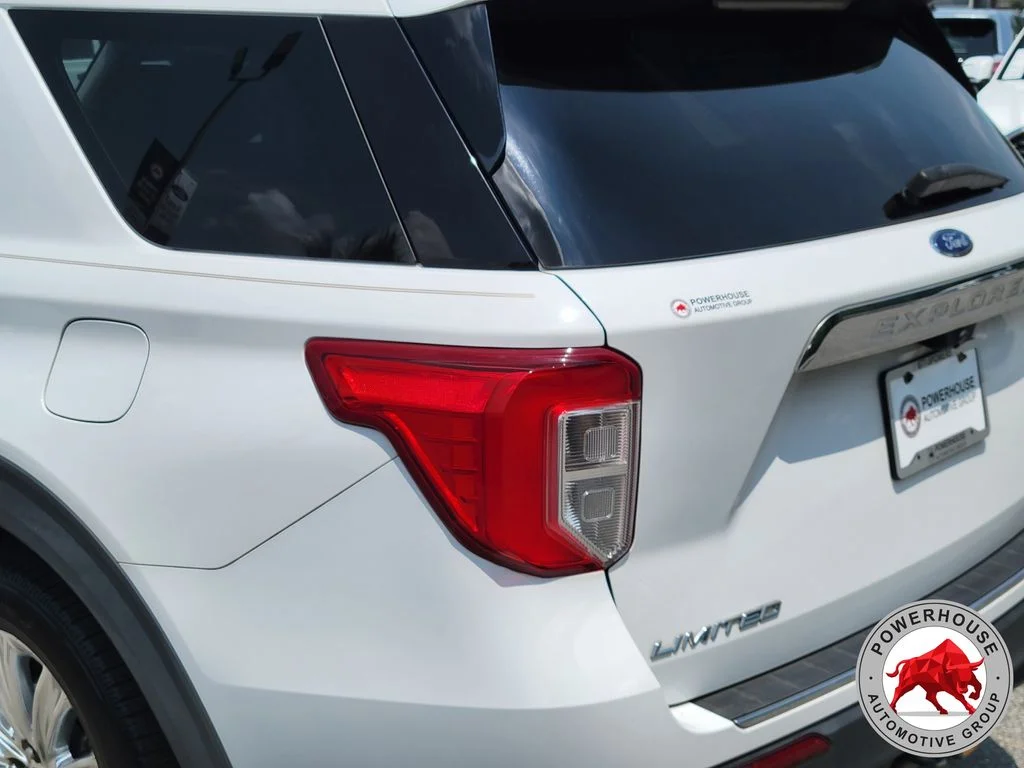 Used 2020 White Ford Limited image 12