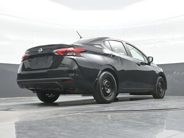 Used 2021 Black Nissan 1.6 S image 26