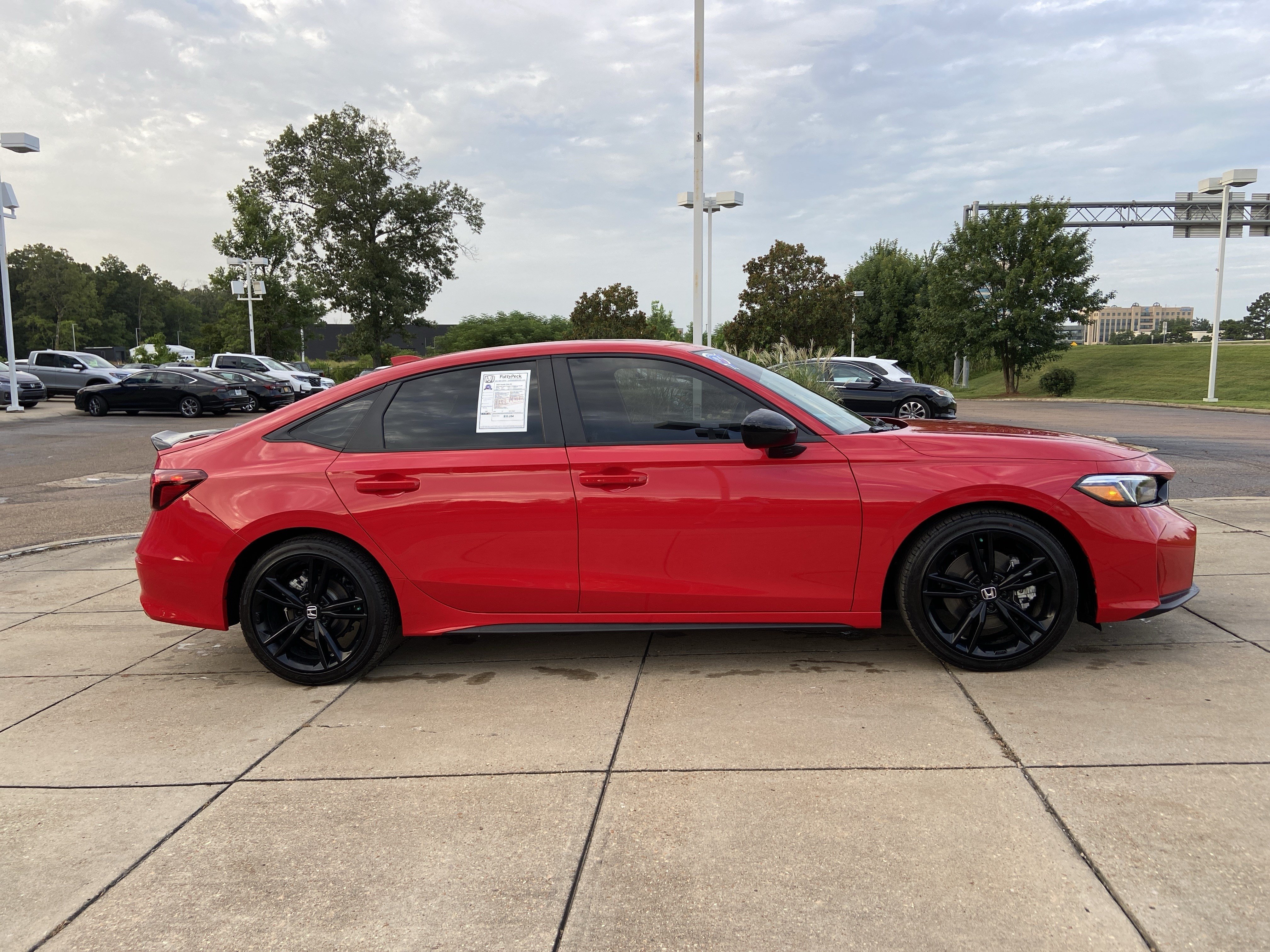 Used 2025 Rallye Red Honda  image 13