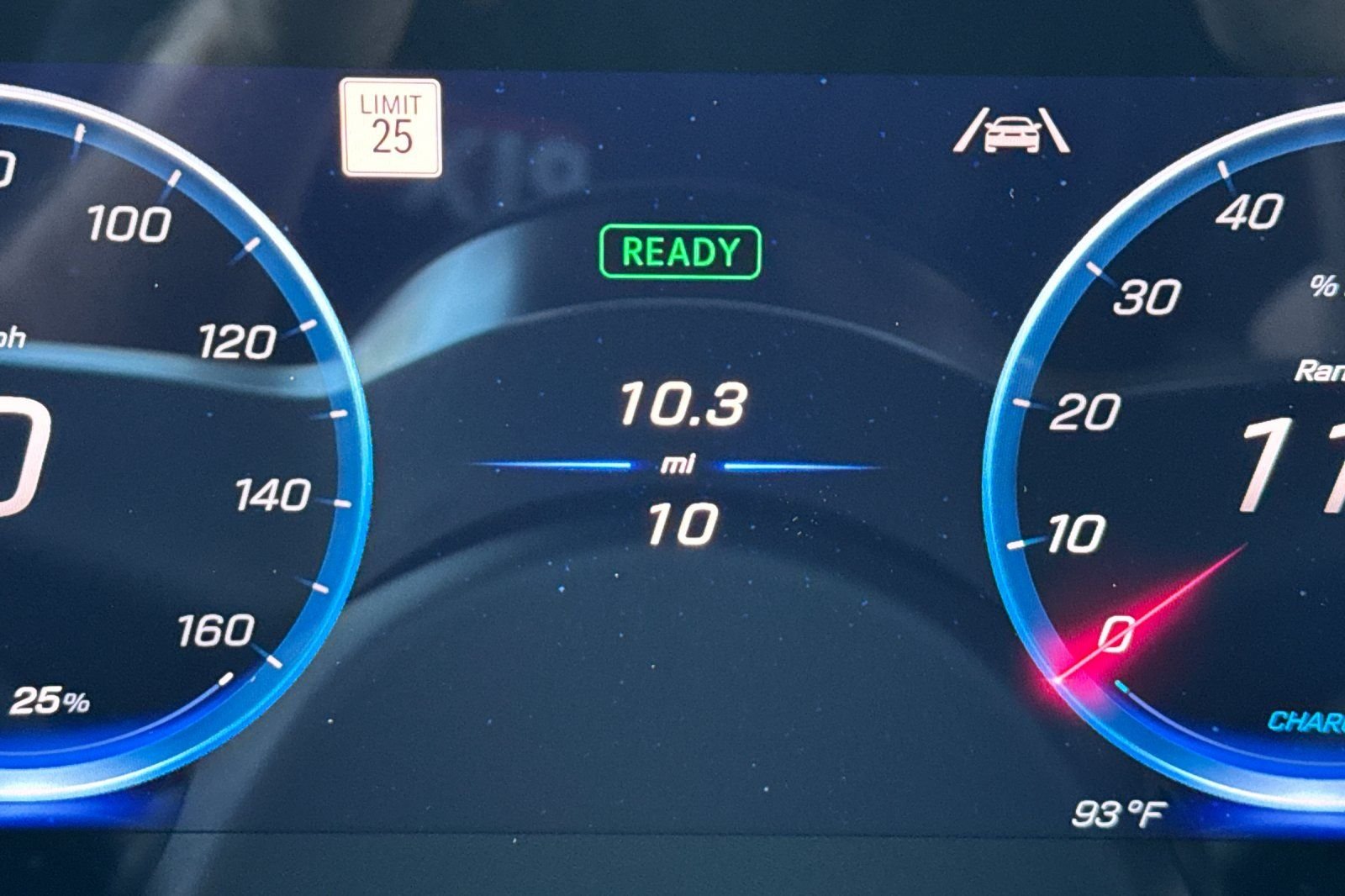 New 2027 Polar White Mercedes-Benz CLA 350 image 34