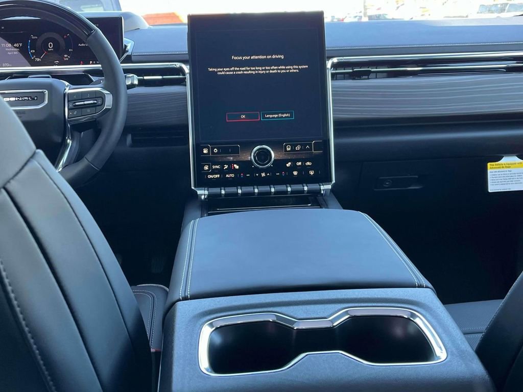 2025 GMC Sierra EV Denali - Photo 14