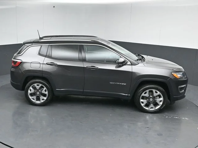 Used 2020 Granite Crystal Clearcoat Metallic Jeep Limited image 52