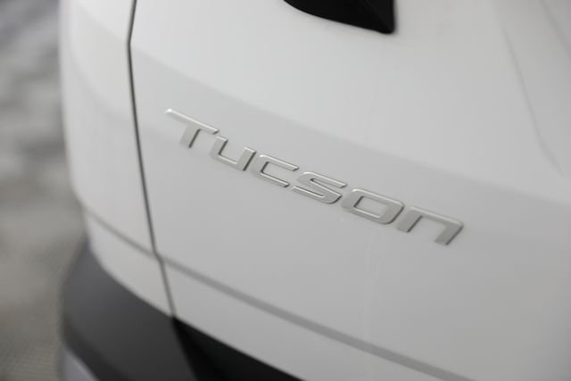 New 2026 White Hyundai SEL Premium image 35