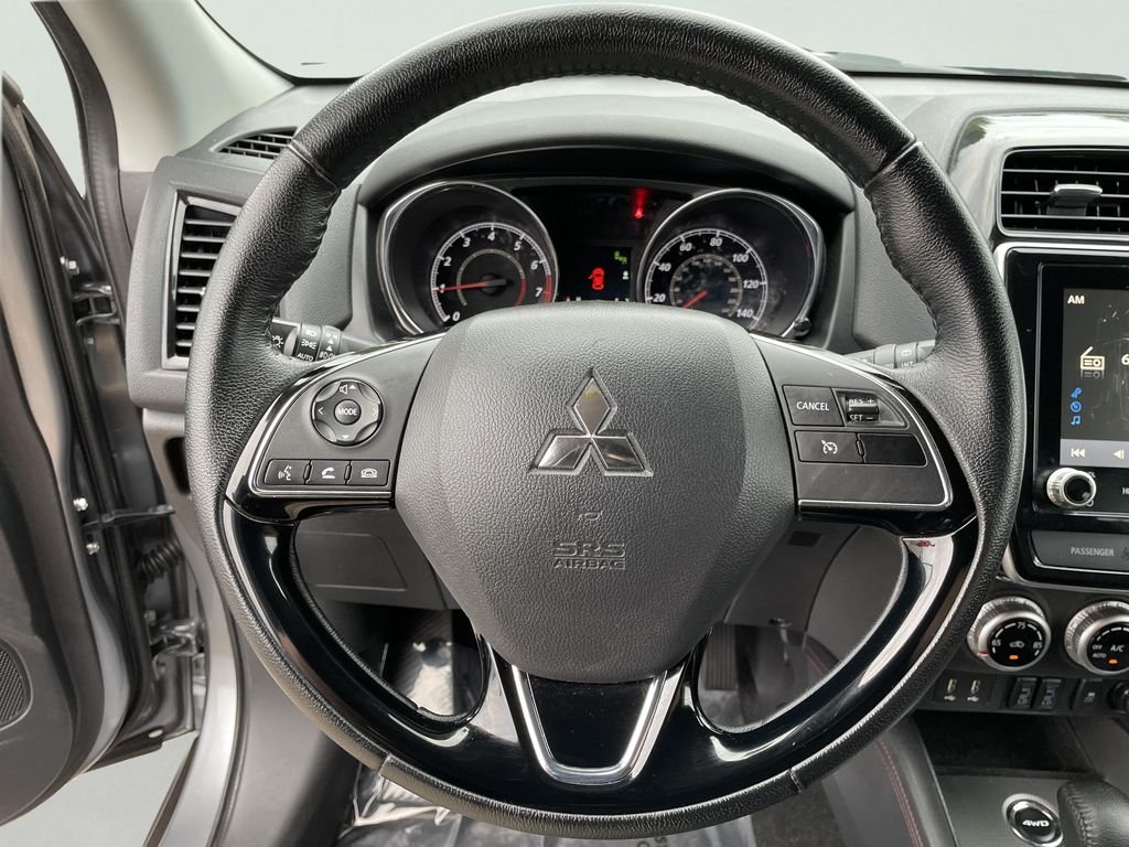 Used 2024 Gray Mitsubishi 2.0 ES image 20