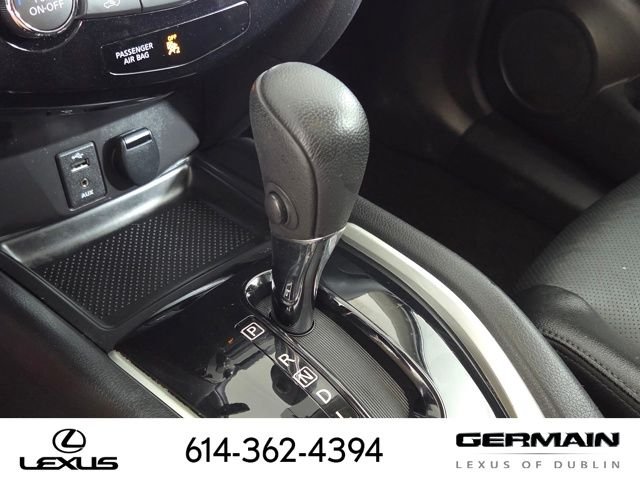 Used 2016 Silver Nissan SL image 26
