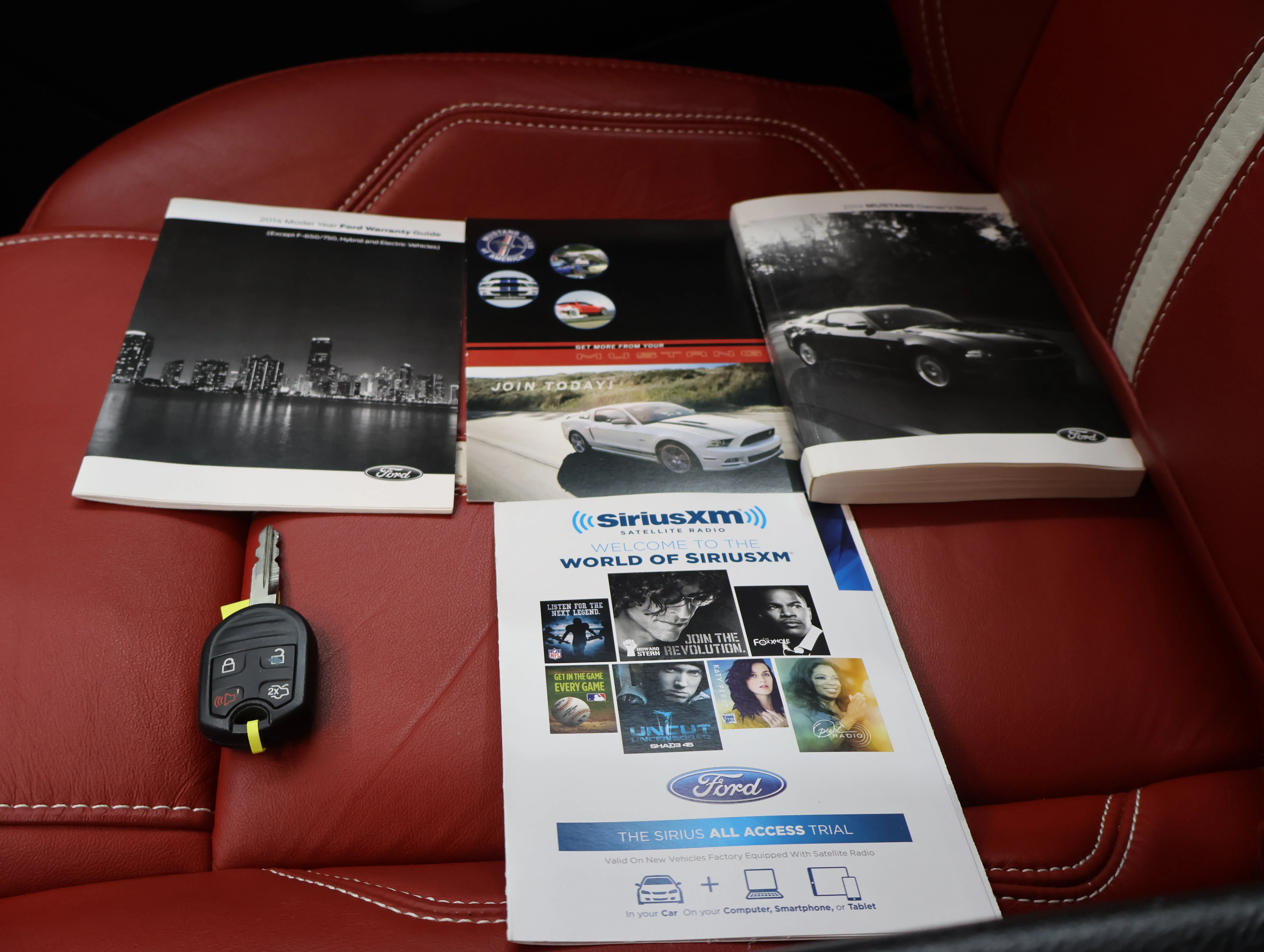 Used 2014 Sterling Gray Metallic Ford GT Premium image 44