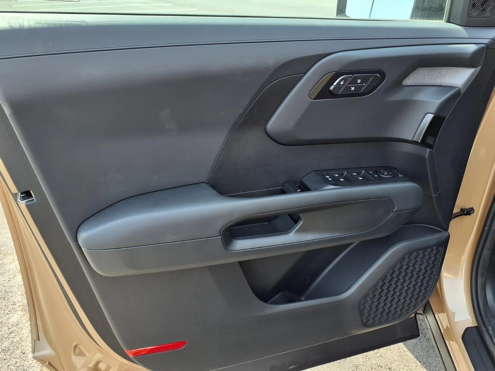 New 2027 Terrain Brown Kia X-Line EX image 10