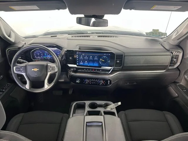 Used 2024 White Chevrolet LT image 31