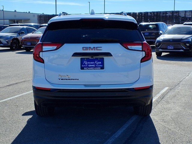 2023 GMC Terrain SLE - Photo 6