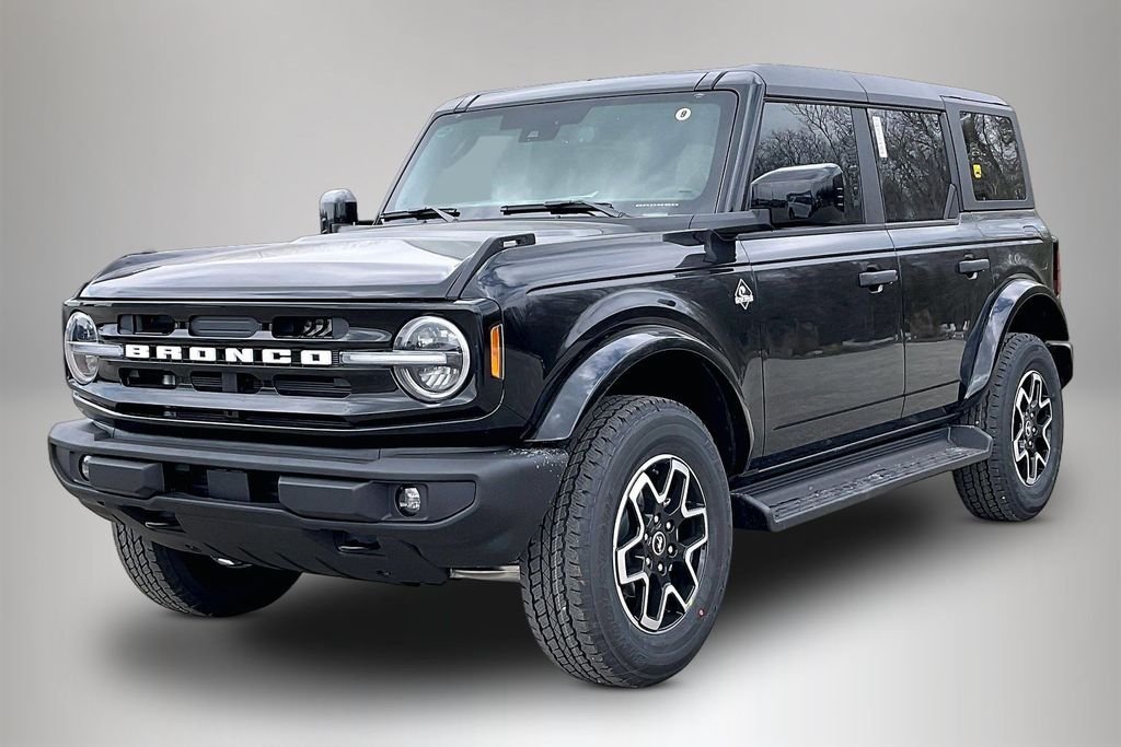 New 2026 Ford Bronco Outer Banks 4D Sport Utility