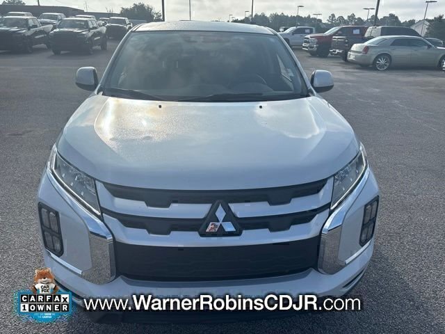 Used 2022 Silver Mitsubishi 2.0 ES image 2
