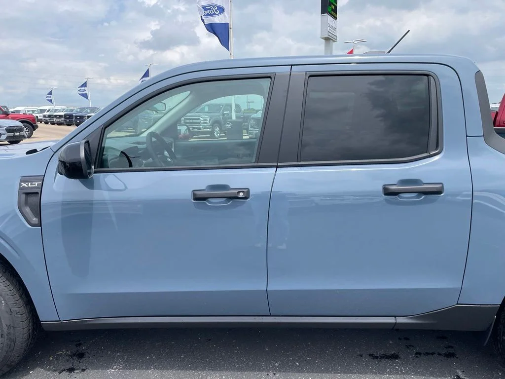 New 2026 Azure Gray Metallic Tri-Coat Ford XLT image 29