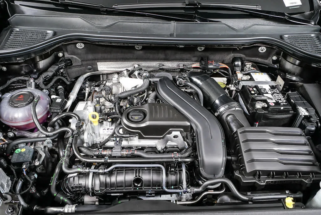 New 2026 Deep Black Pearl Volkswagen S image 33