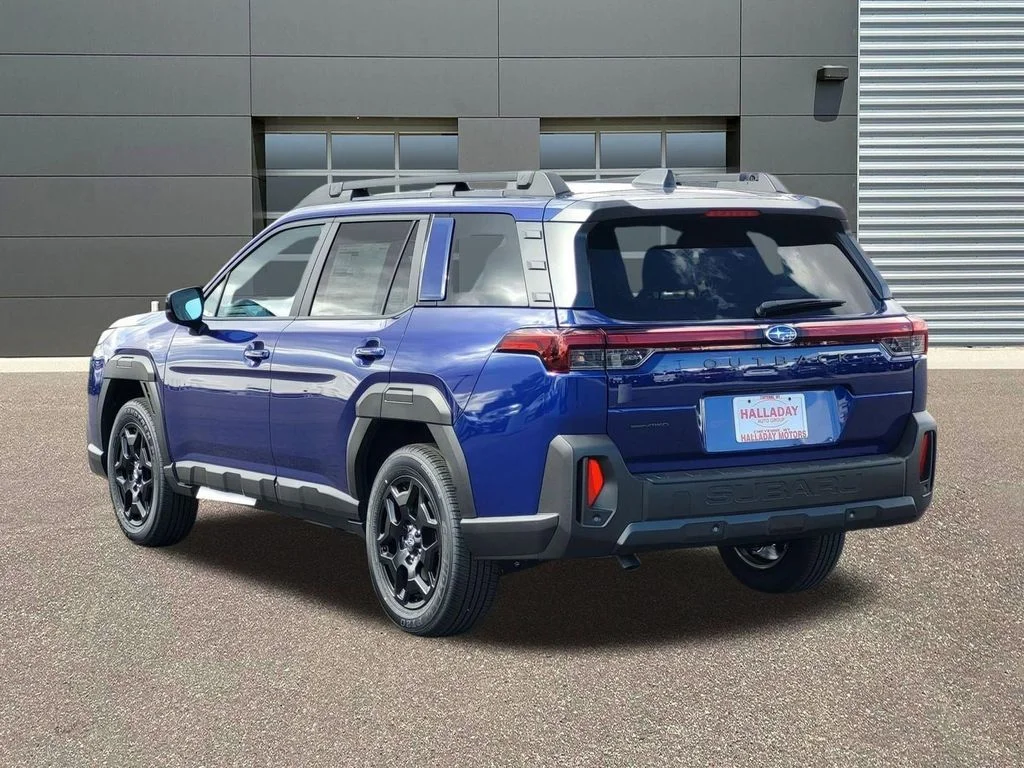 New 2026 SAPPHIRE BLUE PEARL Subaru Limited image 4