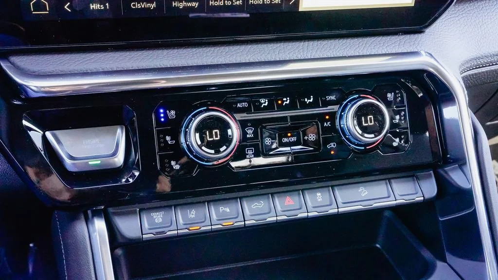 2026 GMC Sierra 2500HD Denali - Photo 18