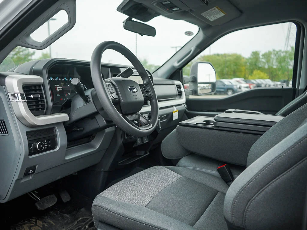 New 2026 Oxford White Ford F-350® XLT image 13