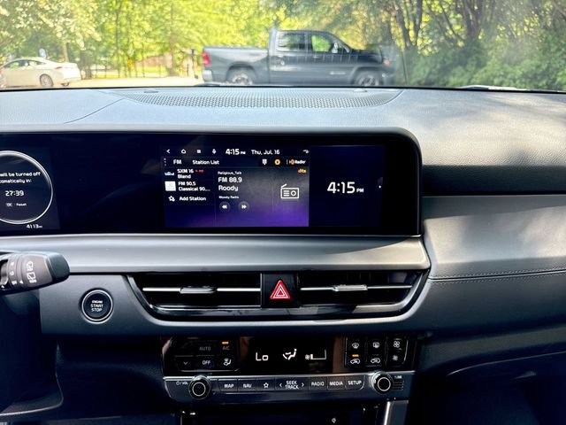 Used 2025 Orange Kia SX image 16