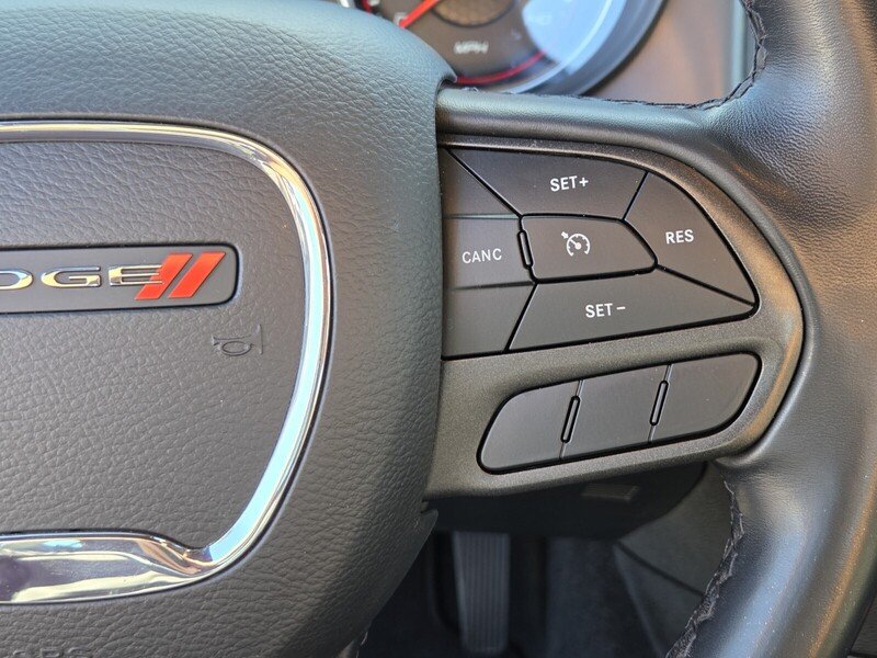 Used 2023 Black Dodge SXT image 28