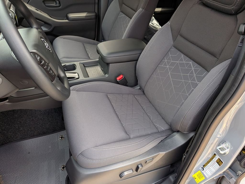 New 2026 Boulder Gray Pearl Nissan Crew Cab SV image 16