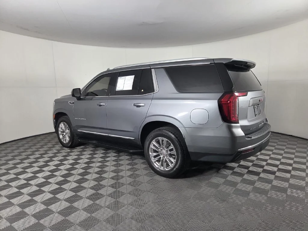 Used 2022 Satin Steel Metallic GMC SLT image 7