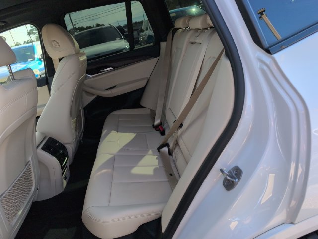 Used 2021 White BMW sDrive30i image 26