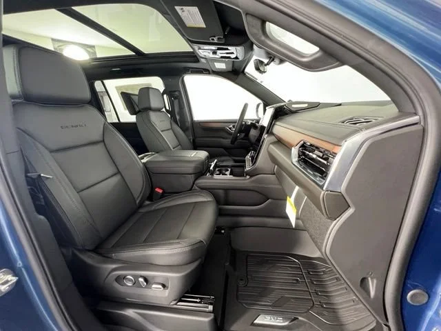 2026 GMC Yukon XL Denali - Photo 44