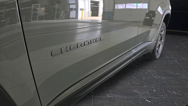 New 2026 Sting-Gray Clearcoat Jeep Laredo image 37