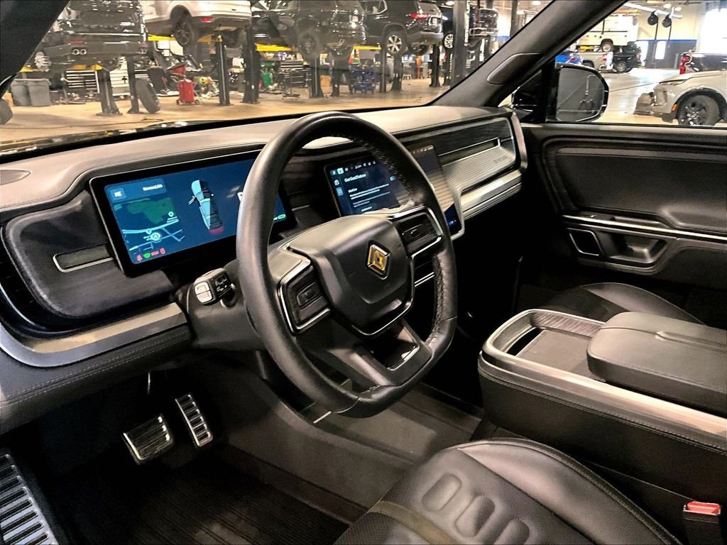 Used 2024 Gray Rivian Adventure image 8