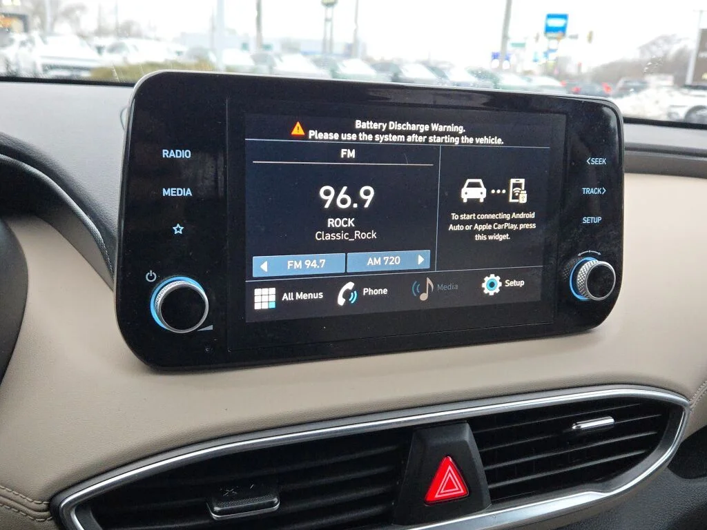 2023 Hyundai Santa Fe SE - Photo 24