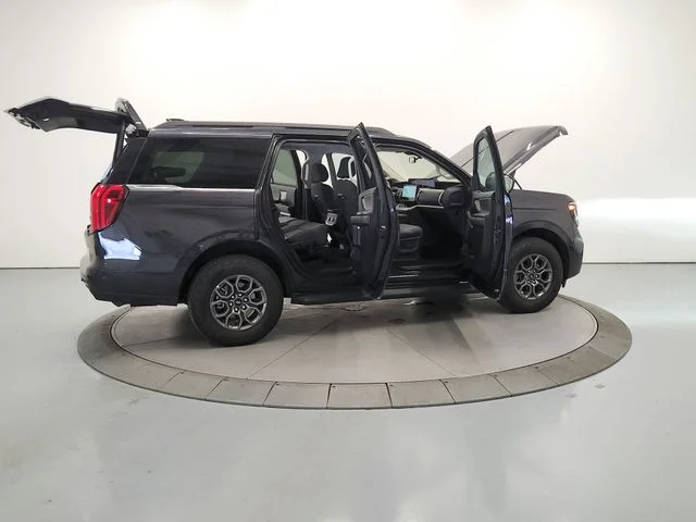 Used 2025 Gray Ford Active image 16